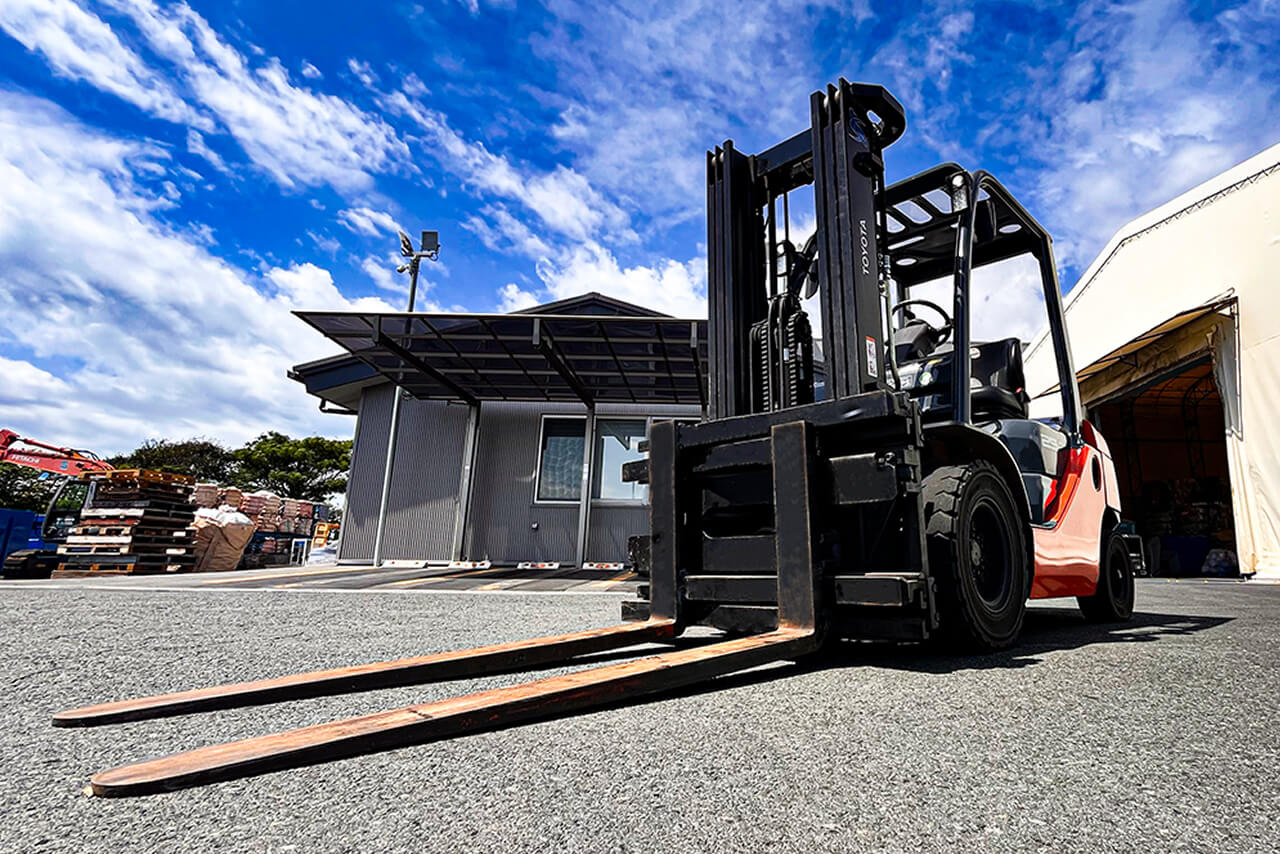 パレットフォーククランプ