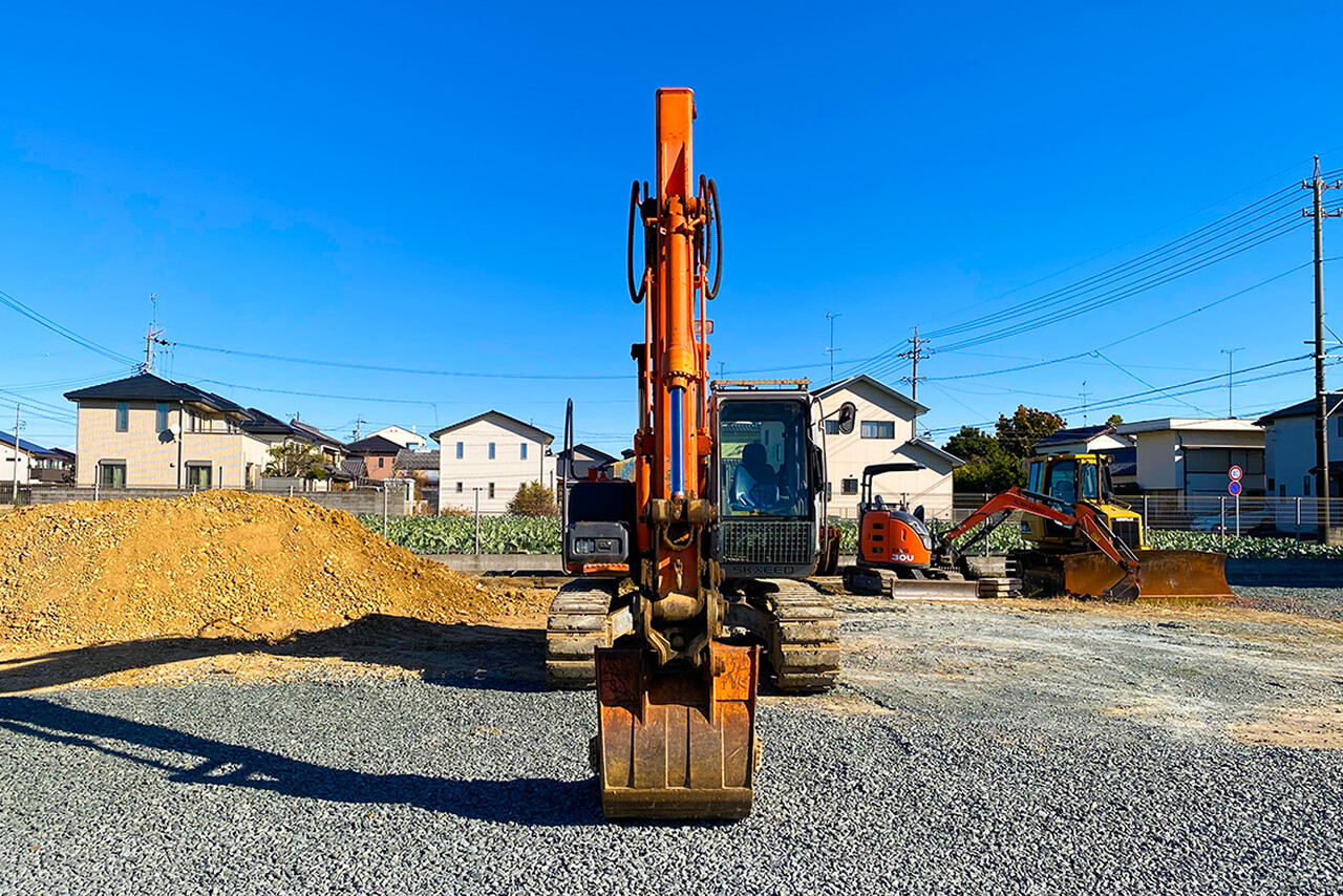 No.1 日立建機 ZX130k