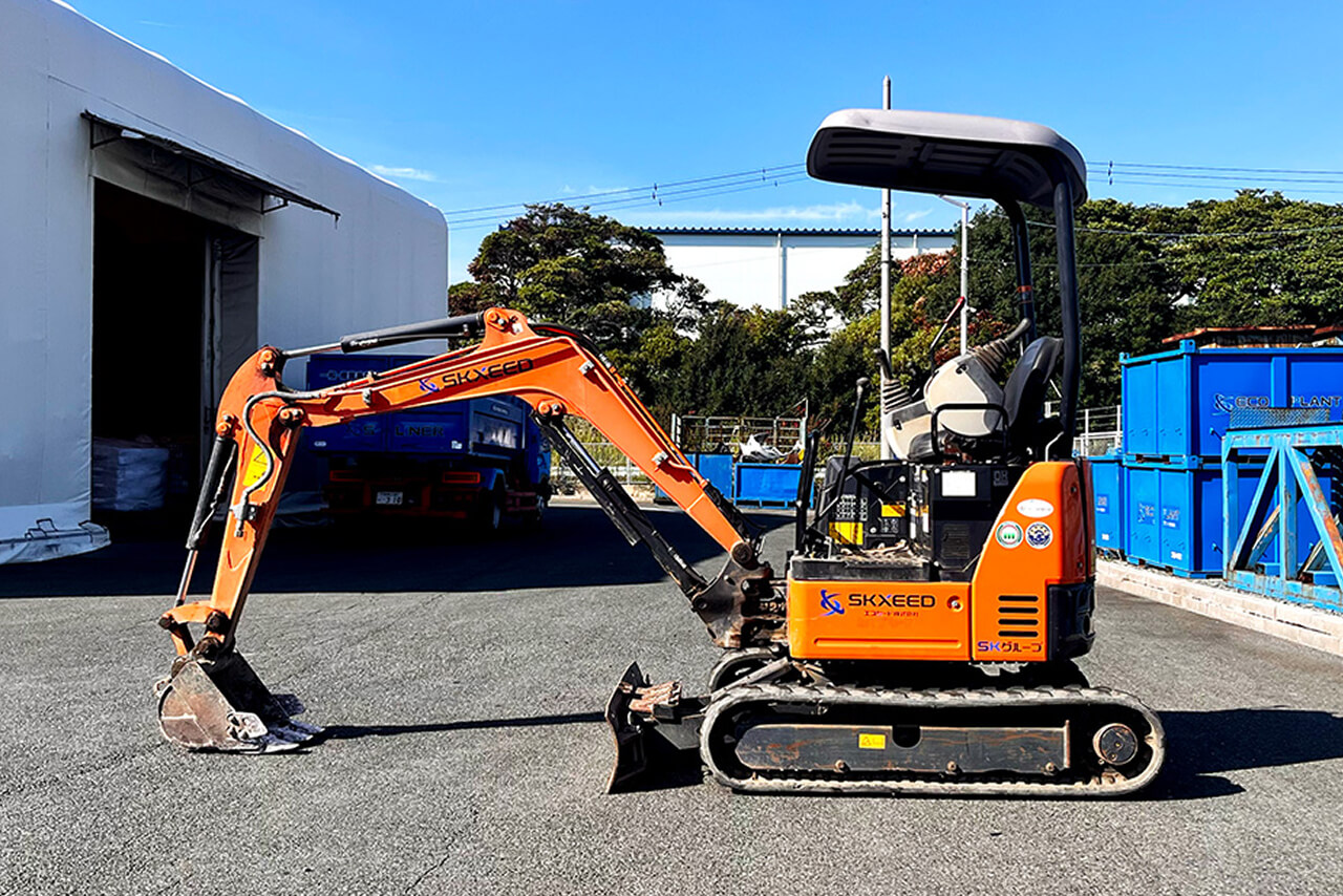 日立建機 ZX17U-5A