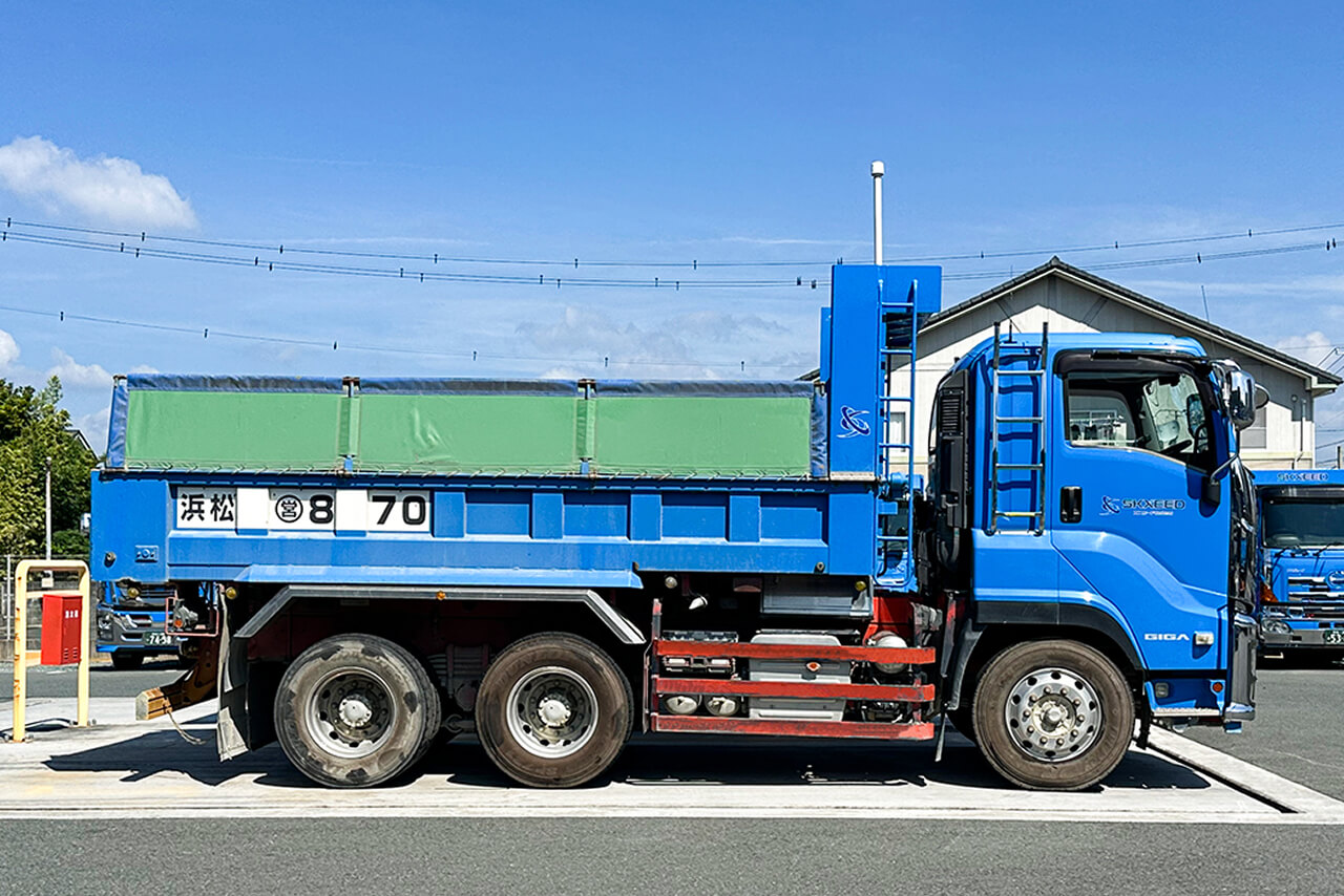 No.1 いすゞ 浜松130あ5748