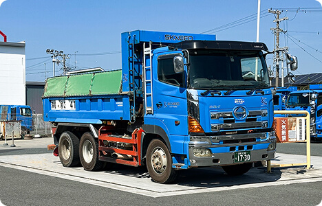 No.4 日野 浜松130え1730