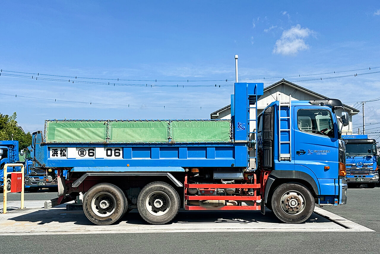 No.6 日野 浜松130う4382