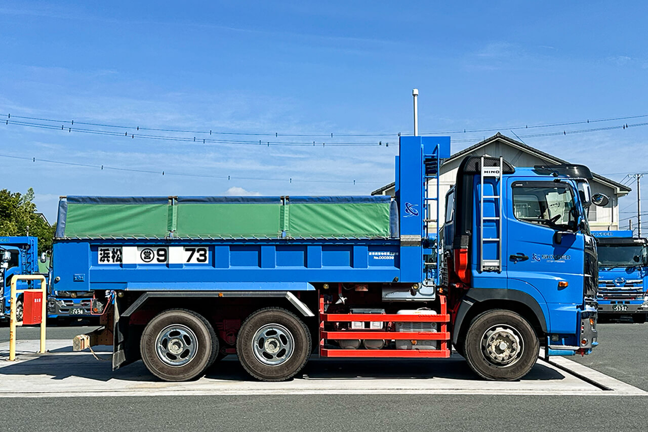 No.10 日野 浜松130あ7023