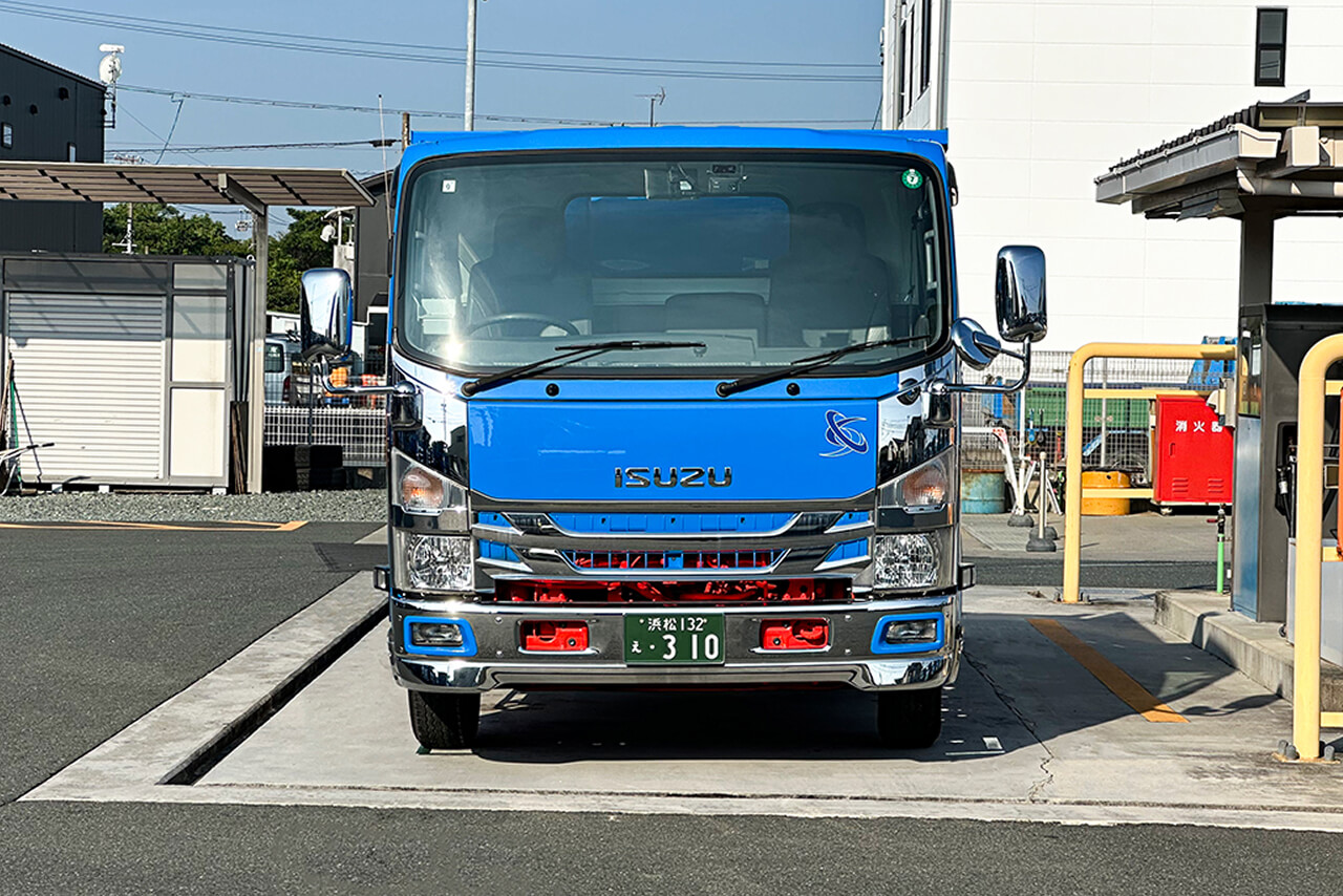 No.2 いすゞ 浜松132え310