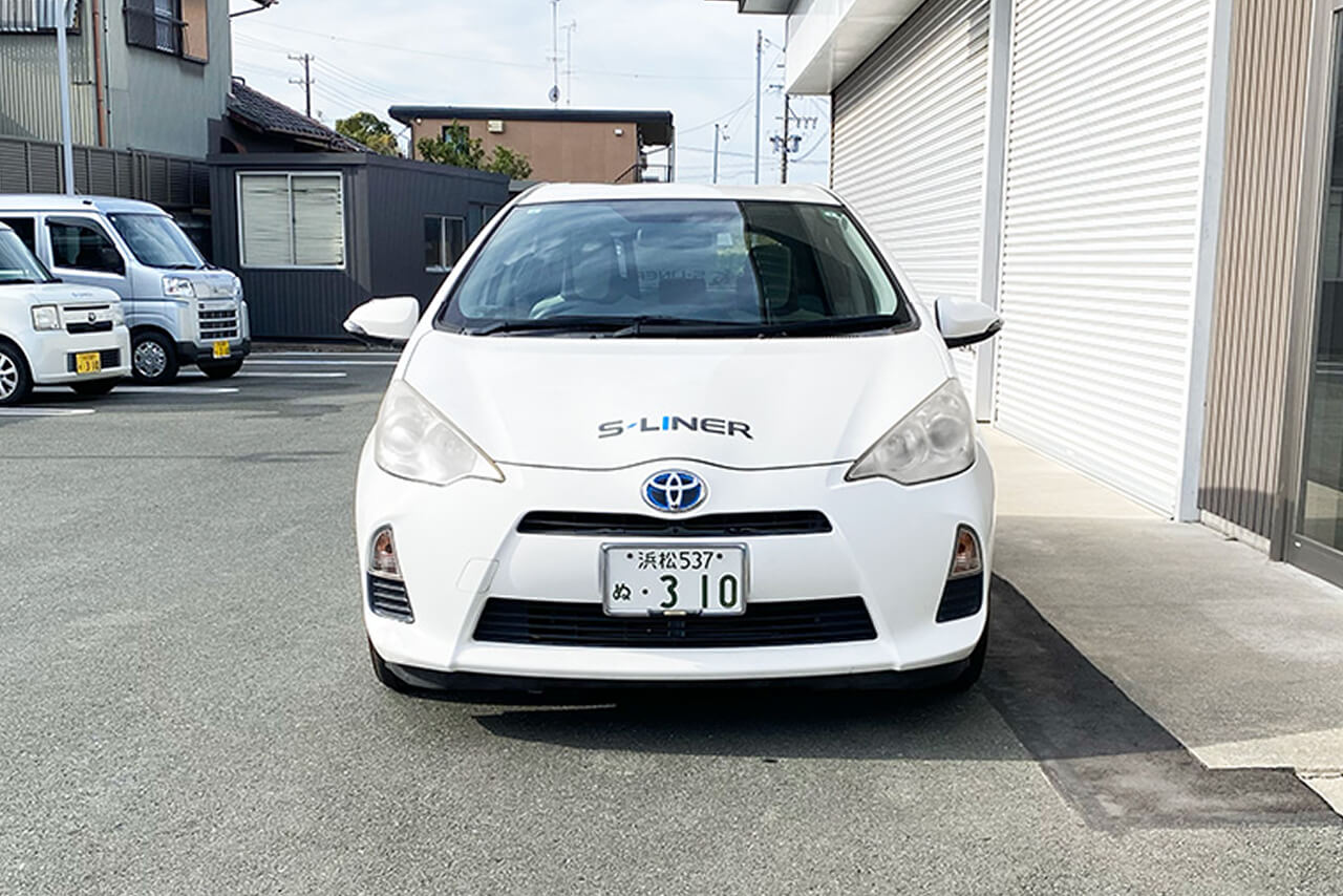 No.1 トヨタ アクア 浜松537ぬ310