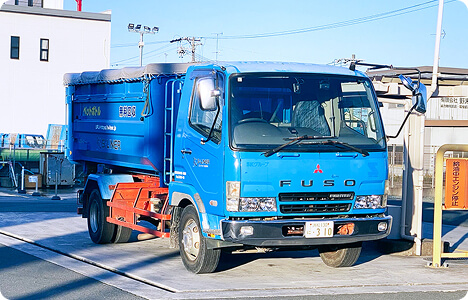 No.1 三菱浜松130に310