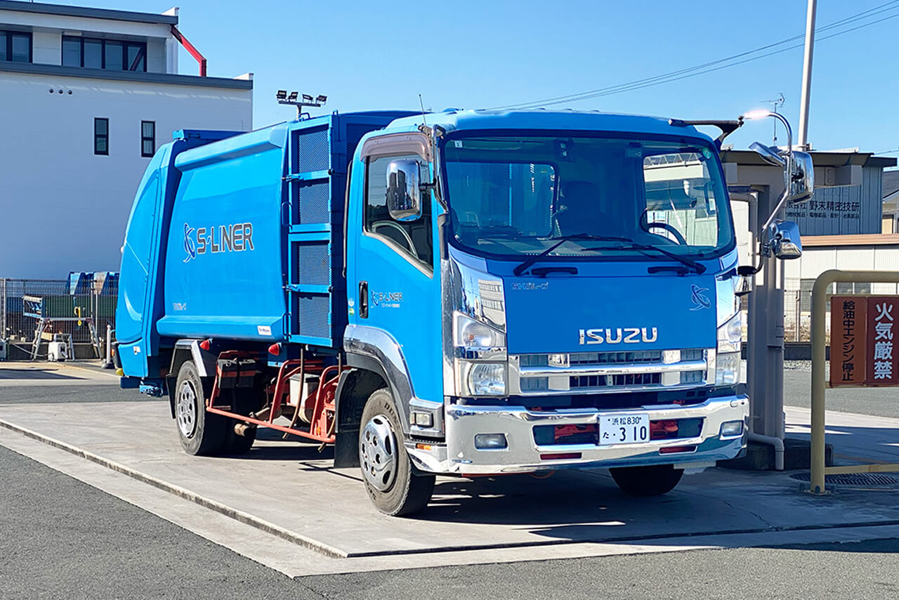 いすゞ浜松830た310